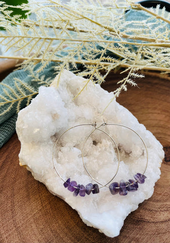 Silver hoops with Amethyst chips